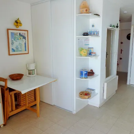 T2 En 1ere Ligne Avec Parking Apartment Sete