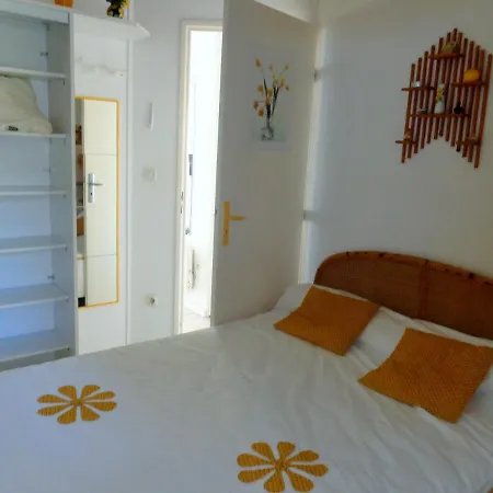 Apartment T2 En 1ere Ligne Avec Parking *