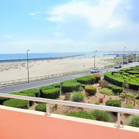 T2 En 1ere Ligne Avec Parking * Sete