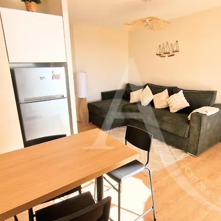 T2 En 1ere Ligne Avec Parking * Sète