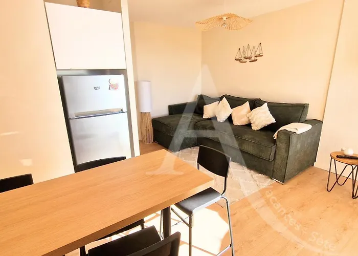 T2 En 1ere Ligne Avec Parking * سُت